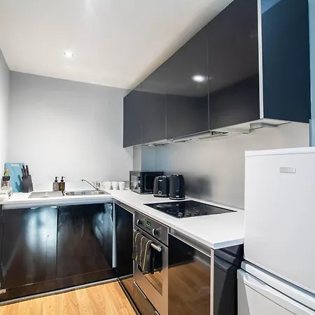 2 Bed Leeds Train Station Apartment City View Exterior photo