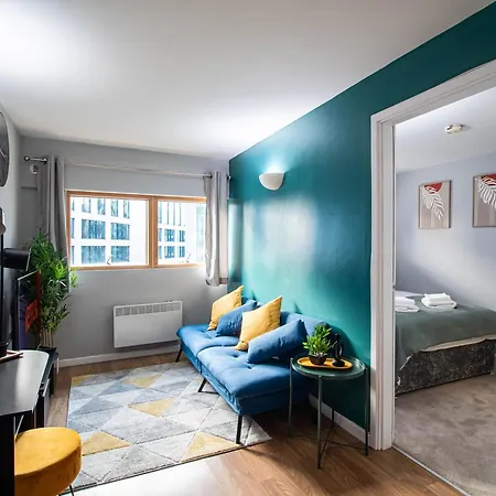2 Bed Leeds Train Station Apartment City View Exterior photo